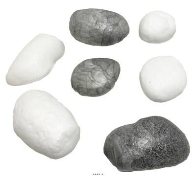 Assortiment de pierres factices x8 L 80-100 mm plastique soufflé