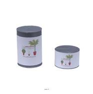 Lot de 2 boites de conserves factices, H 10-5 cm, D 7 cm
